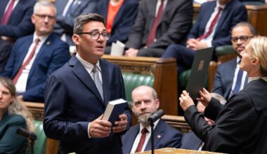 Andy Burnham inches closer to UK premiership as Starmer seeks legacy in final days