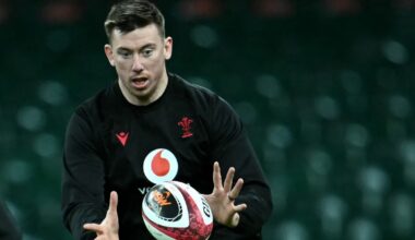 Top 14 clubs in tug-of-war over Lions and Wales lock Adam Beard