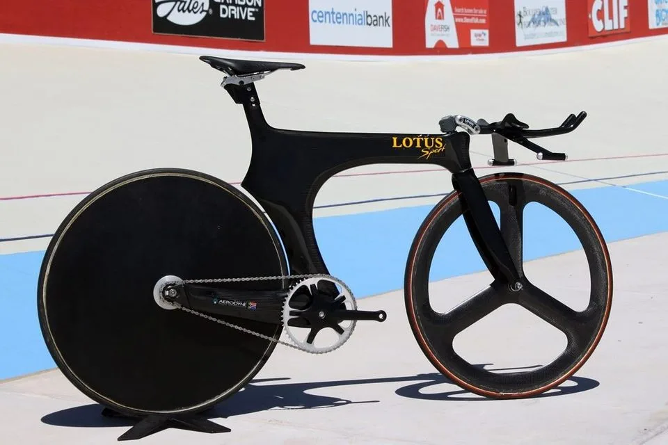 Chris Boardman's 1996 Lotus Sport 110