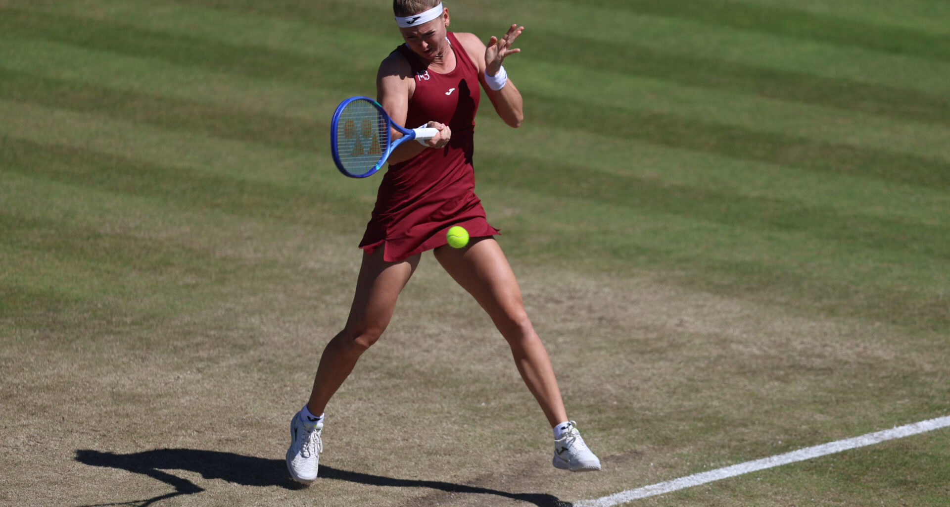 Bouzkova passes Maria test in Nottingham; into first grass-court semifinal