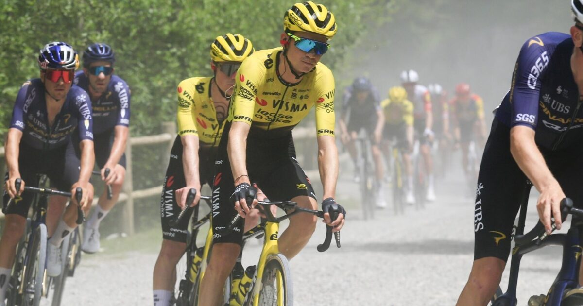 Kuss fights his way to podium finish in tough Andorra MoraBanc Clàssica, Tulett fifth - Team Visma | Lease a Bike