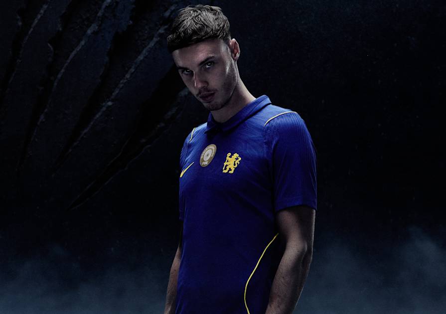 Gallery: New home kit honours the lion’s reign at Chelsea | News | Official Site
