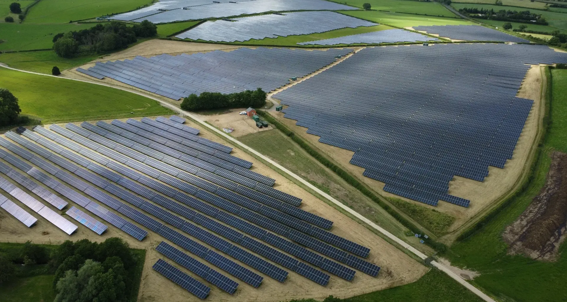 Centrica pone en marcha una planta solar de 18 MW en Burton-on-Trent con Push Power para generar electricidad verde en Reino Unido.