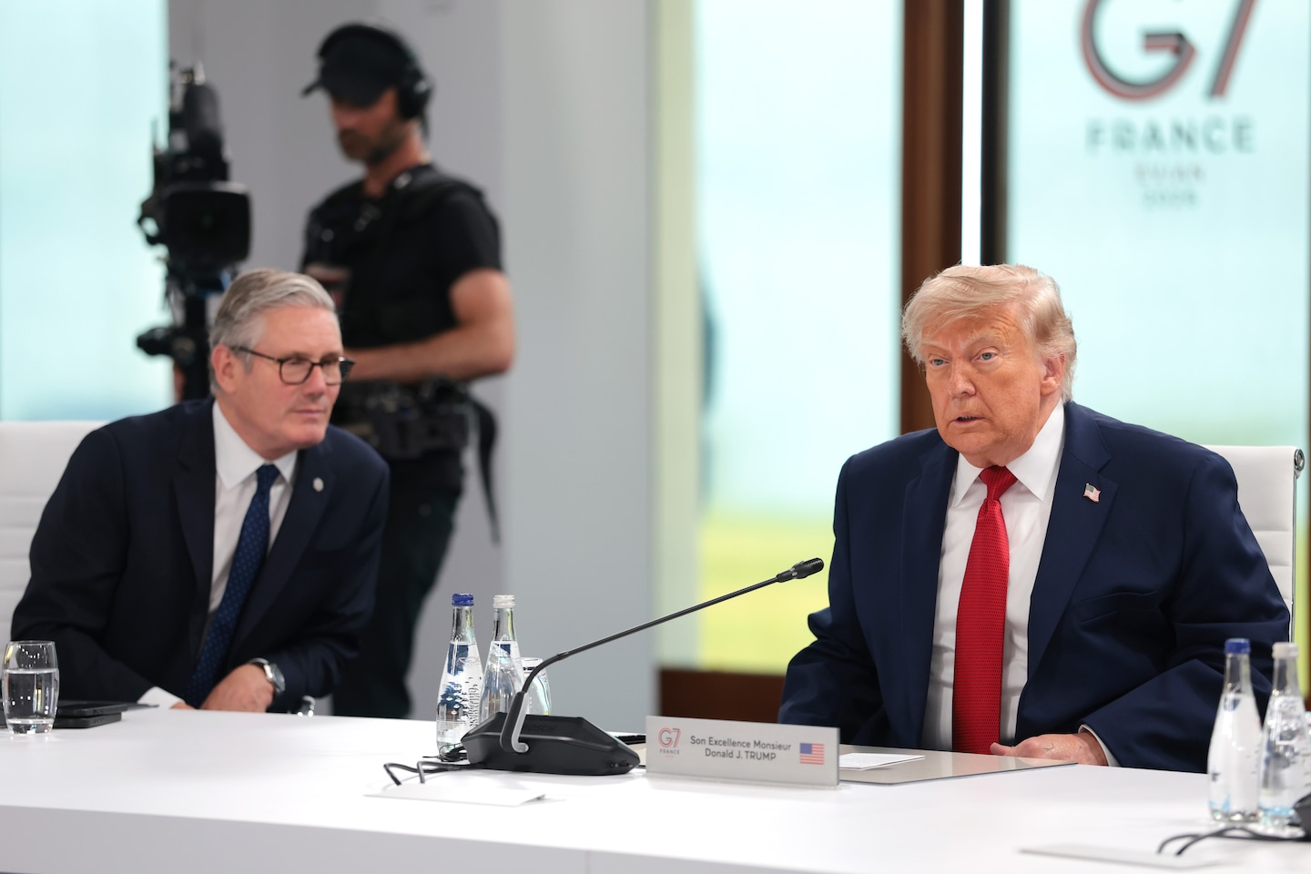 Trump declares British PM 'will resign' but Starmer has not said anything