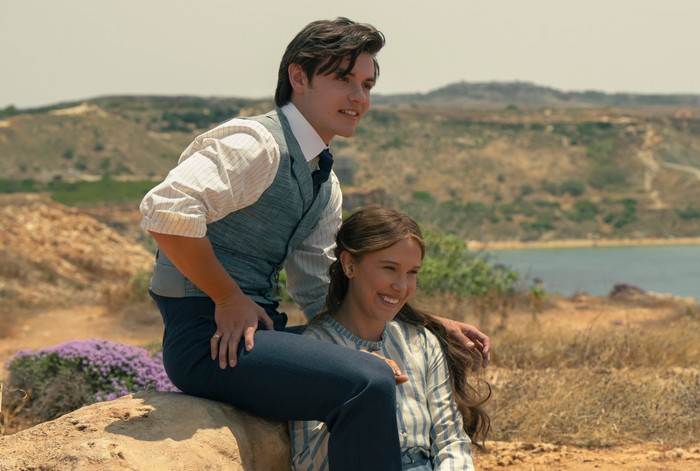 Enola Holmes 3 Enola Holmes 3. (L to R) Louis Partridge as Tewkesbury and Millie Bobby Brown as Enola Holmes in Enola Holmes 3. Cr. John Wilson/Netflix ©2026.