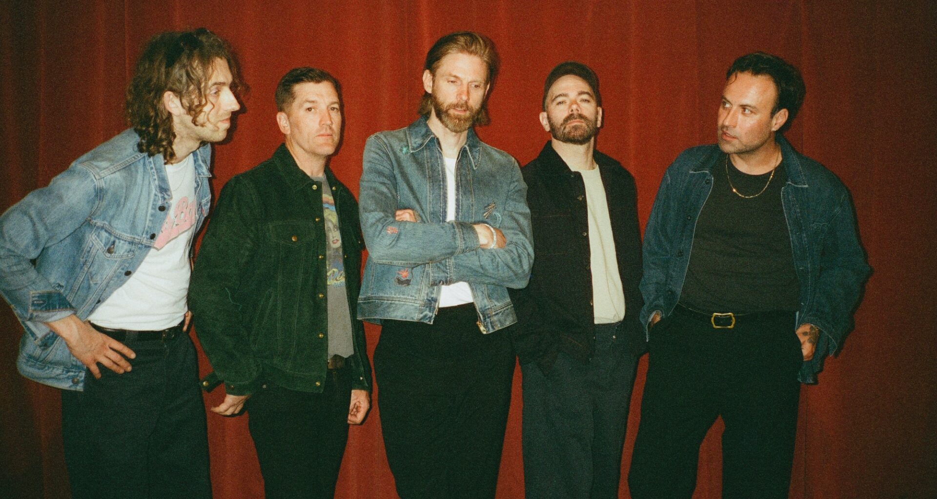 Everyone Says Hi announce new album 'Funny Cos It's True' with swirling single 'Don't Underestimate Yourself' and UK live shows