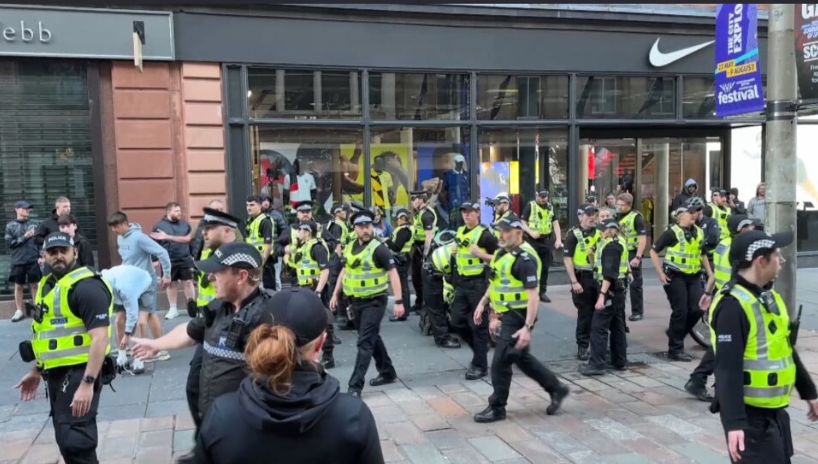 Worshippers locked in mosque as people attacked during unrest in Glasgow
