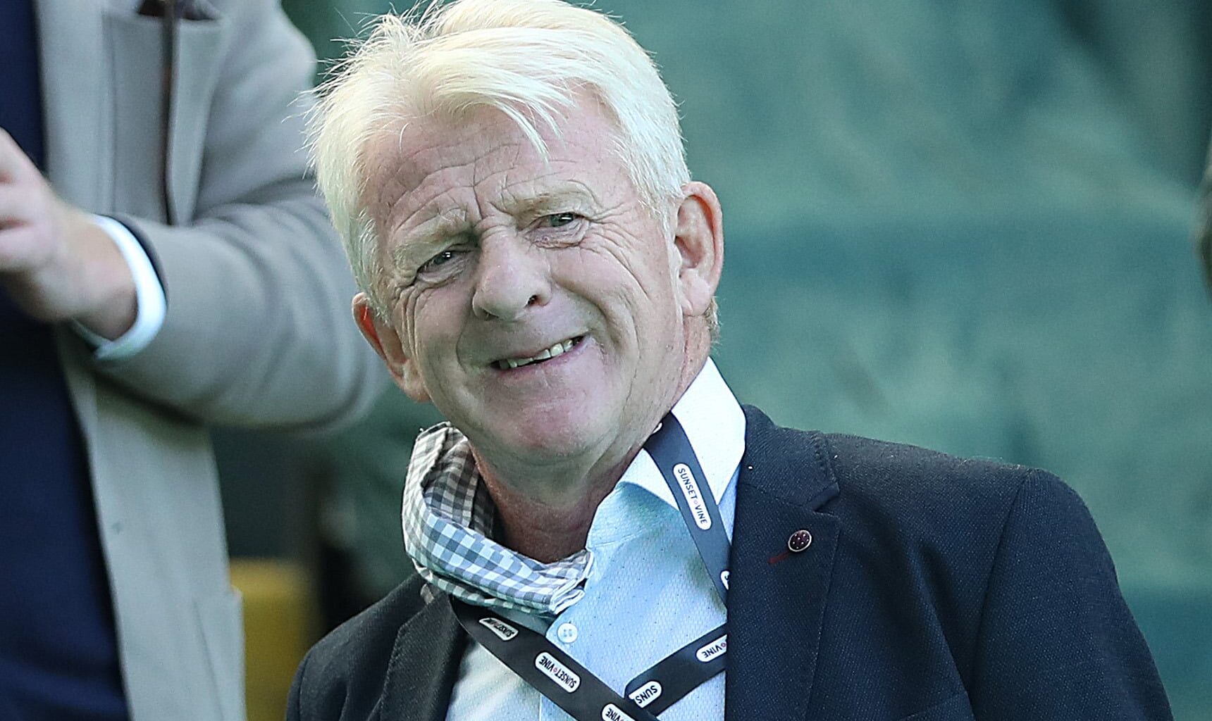 Gordon Strachan issues a typical reaction to news that Martin O'Neill will stay on at Celtic