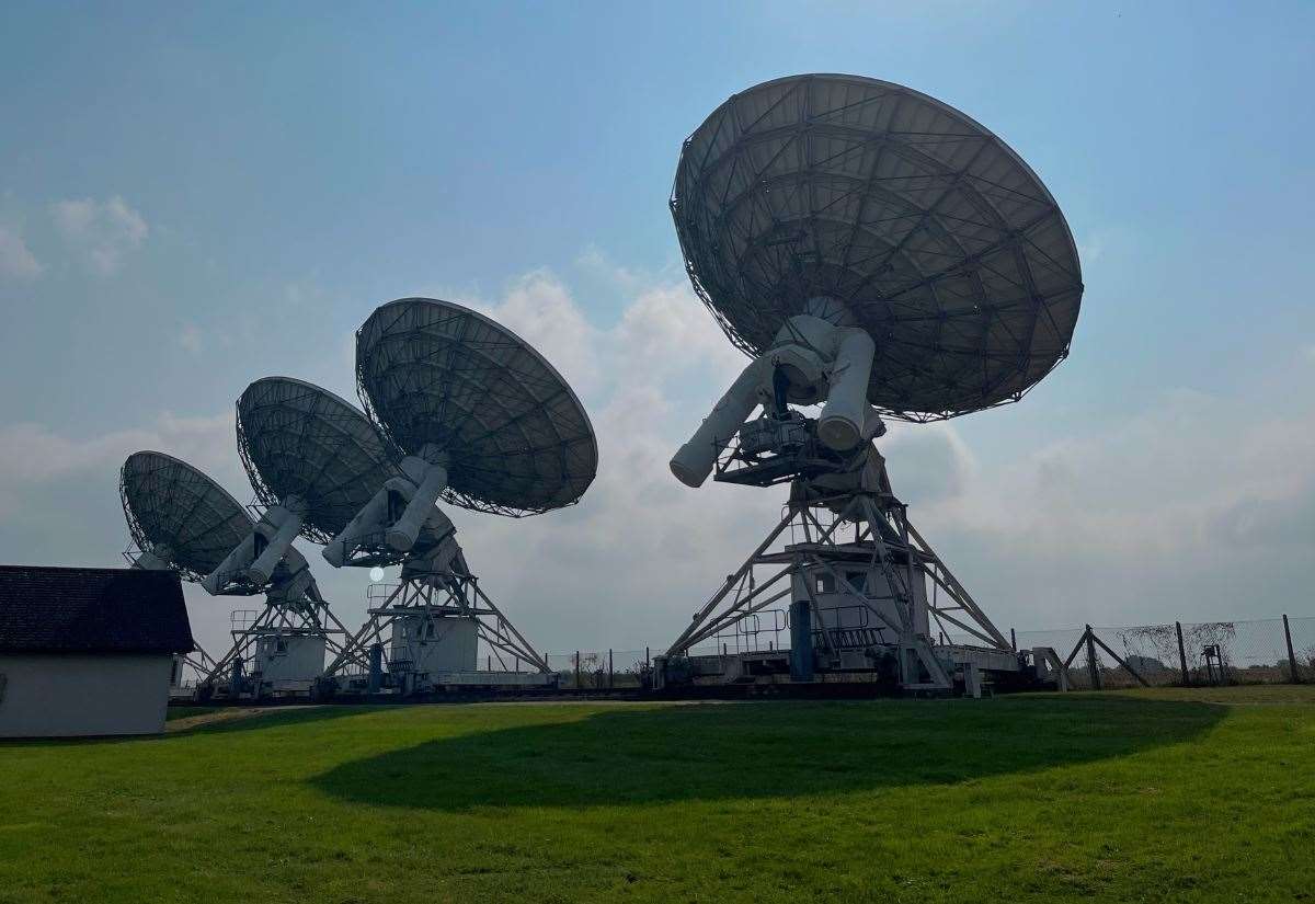 University of Cambridge objects to East West Rail route over ‘severe’ risk to Mullard Radio Astronomy Observatory