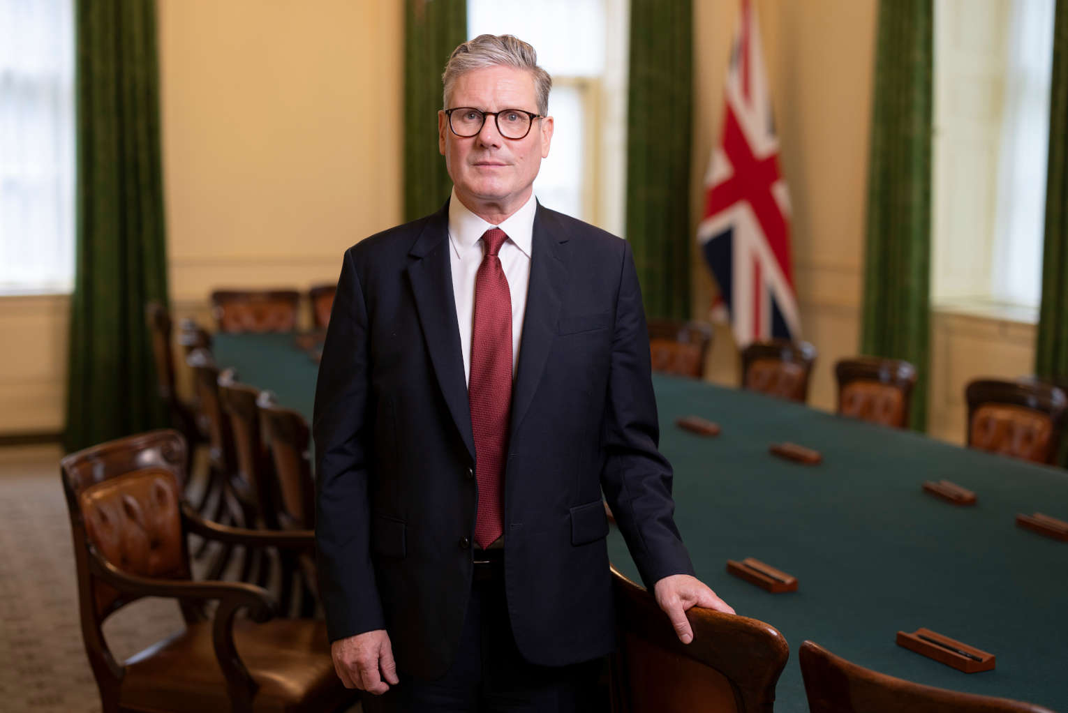 Keir Starmer Resigns in Shame: Labour PM Quits After Failing Great Britain