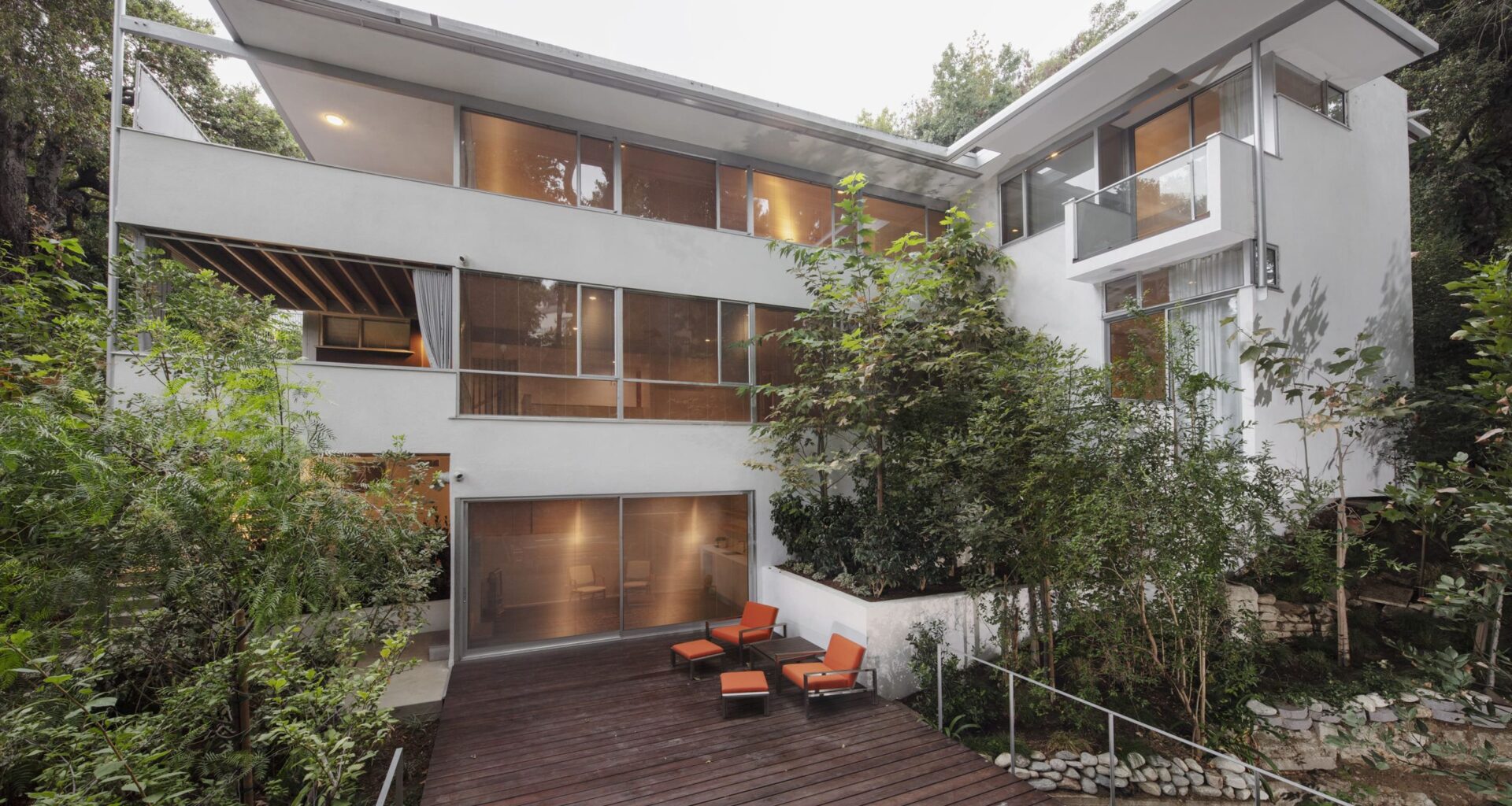 Tour one of LA’s most remarkable surviving Richard Neutra houses