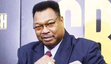 Larry Holmes Names The Hardest Punching Heavyweight He Faced: “No Doubt”
