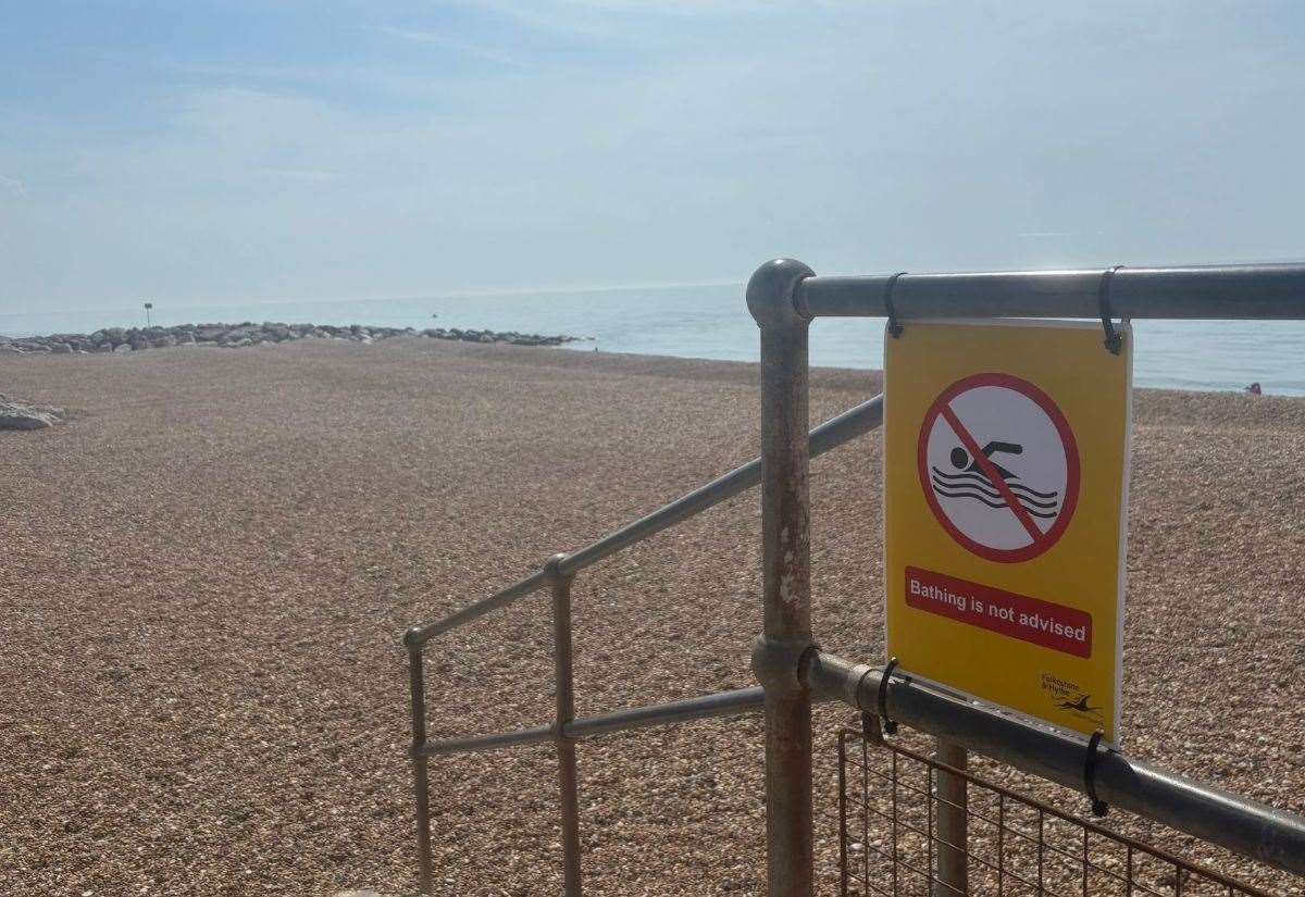 Swimmers advised not to enter water after sewer pipe bursts in Seabrook, near Hythe