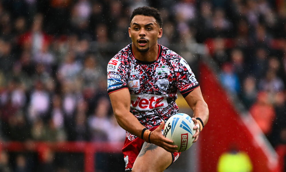Leigh Leopards dealt triple outside back blow as Umyla Hanley and Owen Trout updates provided