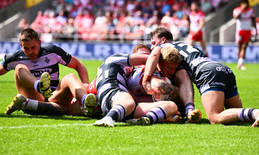 Huddersfield Giants boss slams club fitness after loss to St Helens as hints made at reshuffle