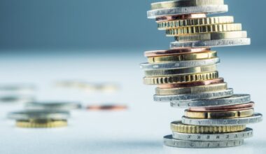 Just 10% of households hold almost half of Irish total net wealth – The Irish Times