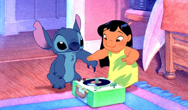 Editorial use only. No book cover usage. Mandatory Credit: Photo by Walt Disney/Everett/Shutterstock (403786f) Stitch, Lilo - 2002 LILO AND STITCH