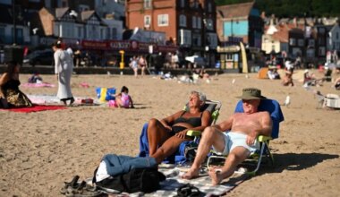 UK heatwave latest: Hosepipe ban put into effect immediately for nearly 1,000,000 people | News UK