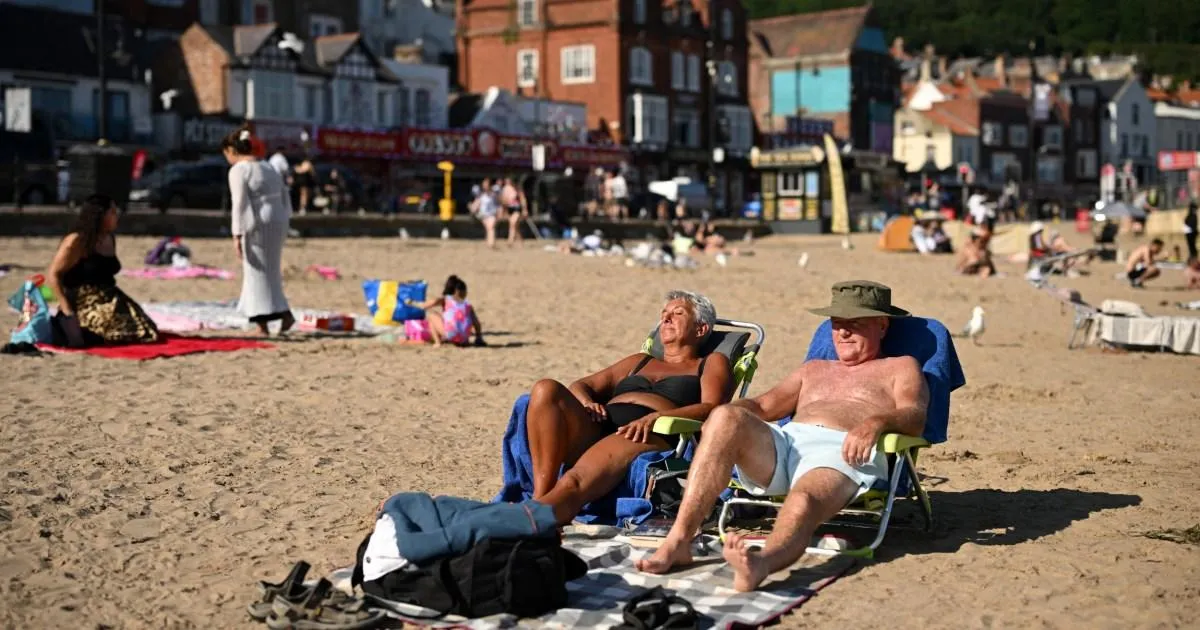 UK heatwave latest: Hosepipe ban put into effect immediately for nearly 1,000,000 people | News UK