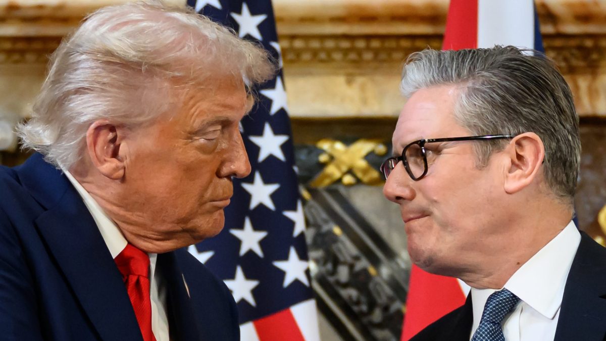 Trump needs to know UK has a war plan, defiant Starmer tells Burnham