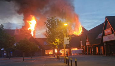 Thurmaston shopping centre fire latest: Roof collapses in huge blaze in Leicestershire