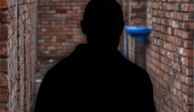 Coronation Street star shuts down 'quit' reports as he commits to soap | Soaps