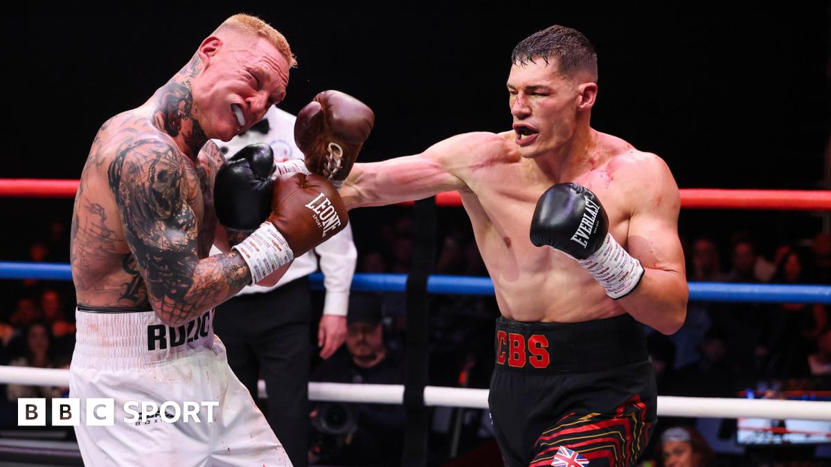 Chris Billam-Smith and Ryan Rozicki trade blows in the ring