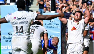 Exeter celebrate beating Bath