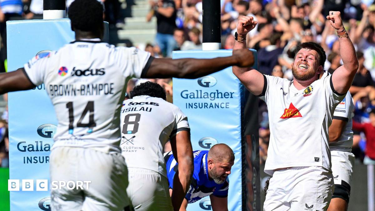 Exeter celebrate beating Bath