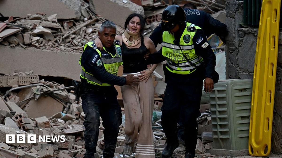 Strong earthquakes hit Venezuela as buildings collapse in Caracas - follow live