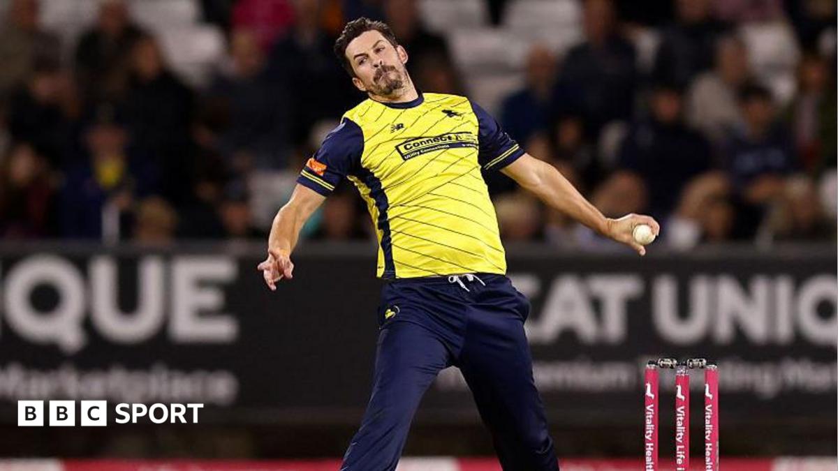 Chris Wood in action for Hampshire in the T20 Blast
