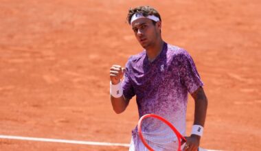 Cobolli holds nerve to reach last eight - Roland-Garros 2026