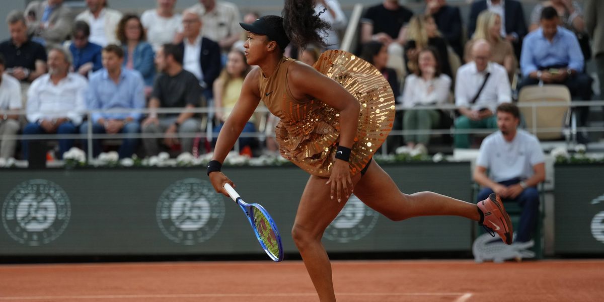 Aryna Sabalenka ends Naomi Osaka's fashion show in Paris and advances to French Open quarterfinals