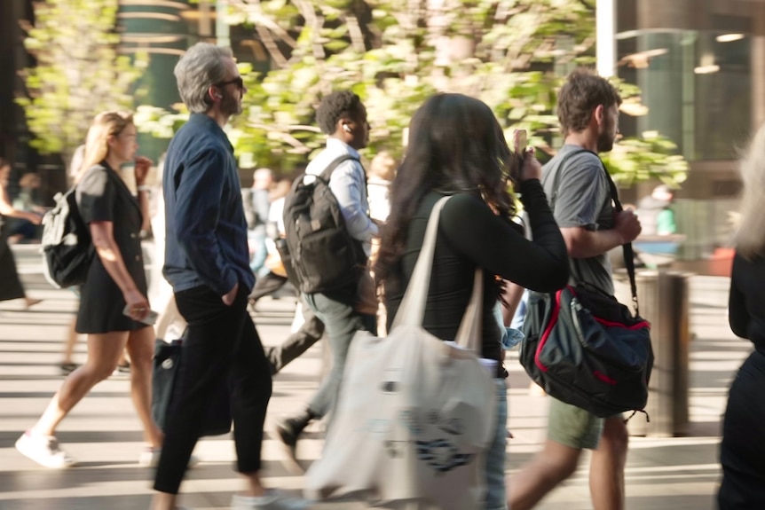 workers commuting