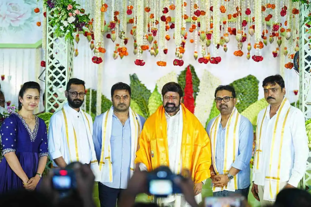 Tejaswini Directs NBK, Koratala’s First Shot