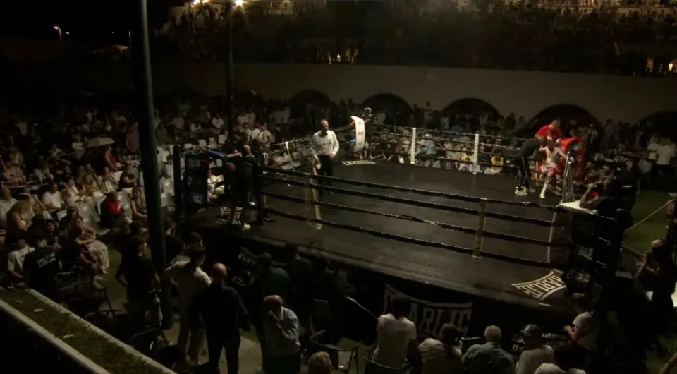 It tipped it down at an outdoor show in Madrid on Friday night