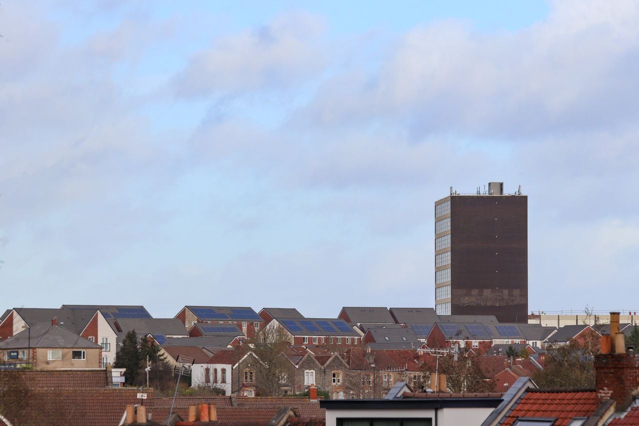UK solar homes power equivalent of five hours of daily air con use during heatwave