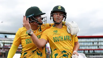 Meepage getting the prized scalp of Dottin