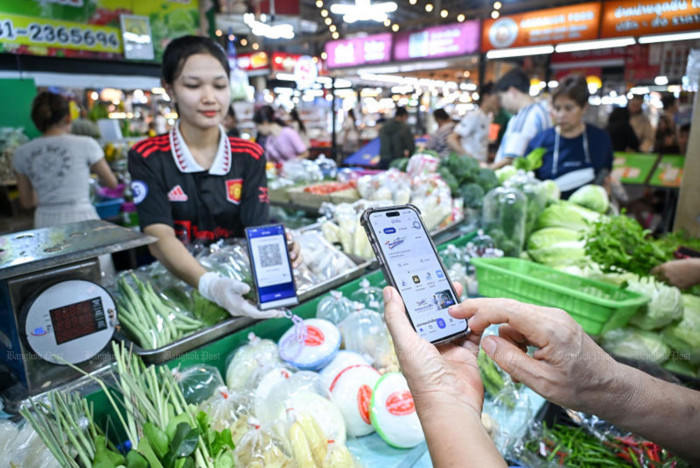 Bangkok Post - Average Thai household income declined in 2025