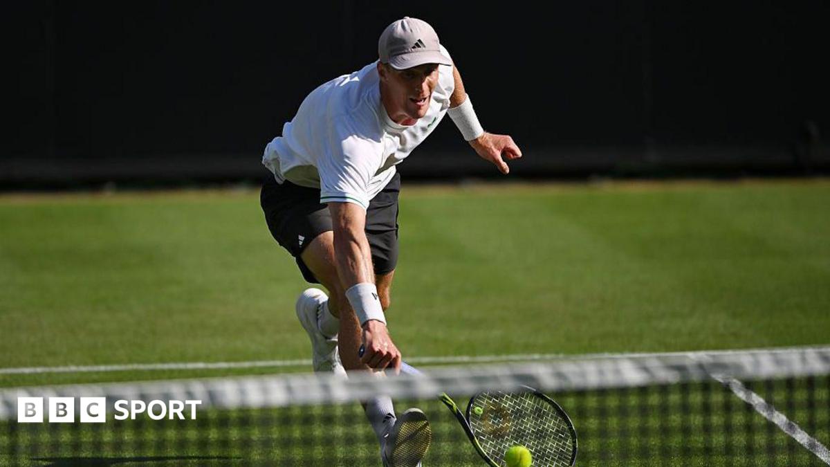 Eastbourne Open: GB's Jan Choinski v GB's Felix Gill - stream, live scores, results and order of play