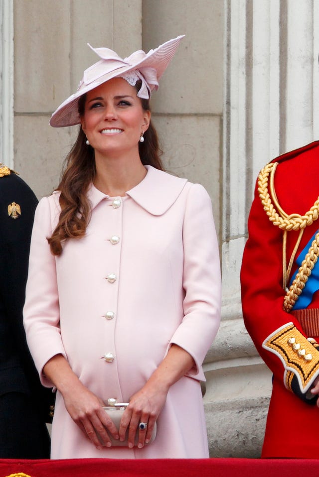 queen elizabeth ii's birthday parade trooping the colour