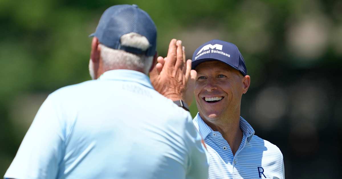 Darren Clarke, Ben Crane hold three-shot lead after Round 2 at American Family Insurance Championship