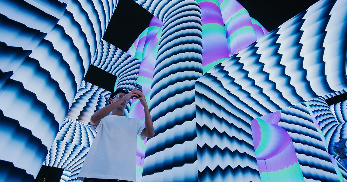 cyril lancelin designs a walkable cube of light and color in singapore