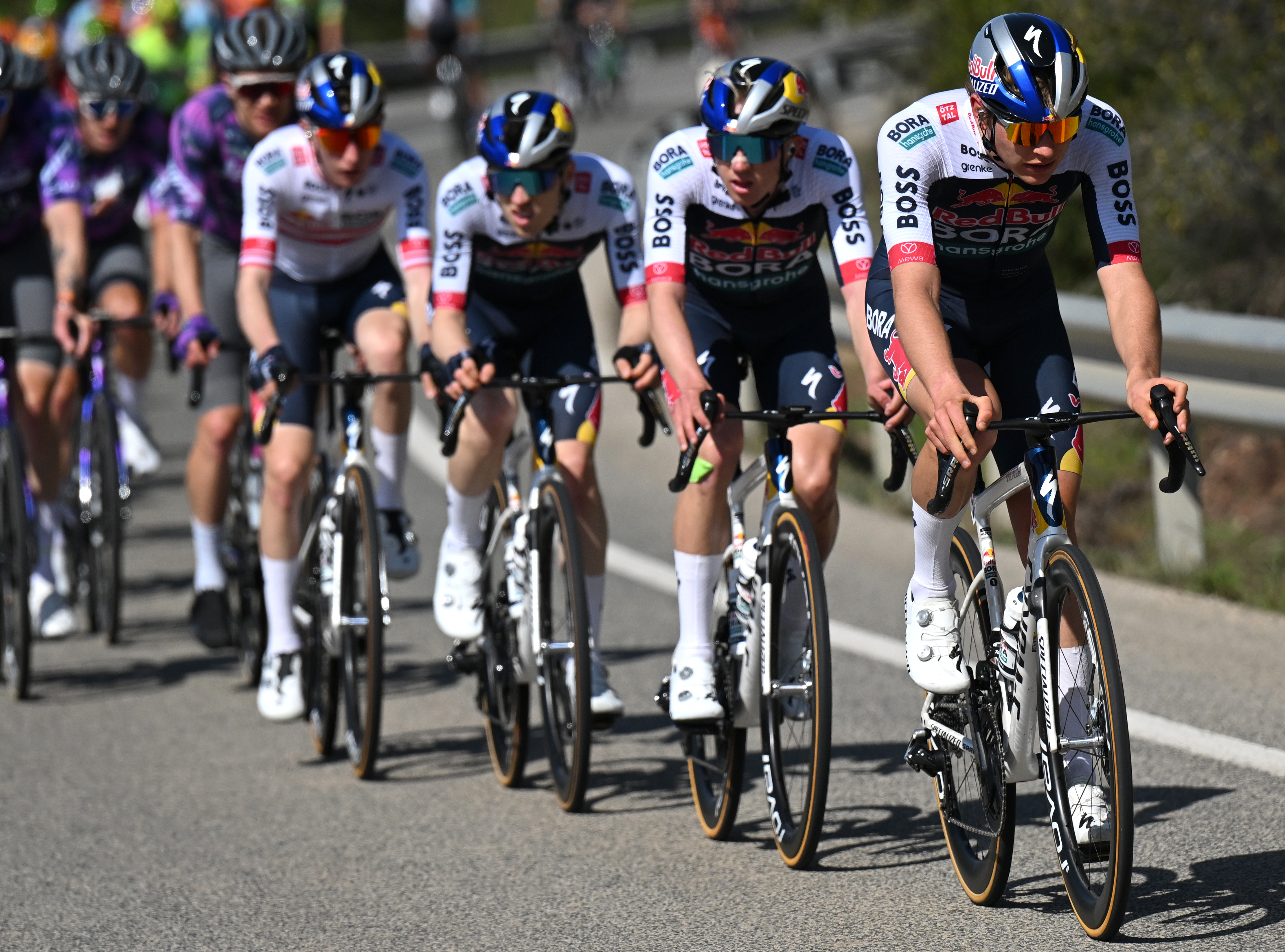 CUEVA DE NERJA, SPAIN - FEBRUARY 19: Luke Tuckwell of Australia and Team Red Bull - BORA - hansgrohe competes during the 71st Vuelta a Andalucia Ruta Ciclista Del Sol 2025, Stage 1 a 162.6km stage from Torrox to Cueva de Nerja 126m on February 19, 2025 in Cueva de Nerja, Spain. (Photo by Szymon Gruchalski/Getty Images)