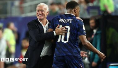 An image of Didier Deschamps and Kylian Mbappe hugging during the World Cup 2026