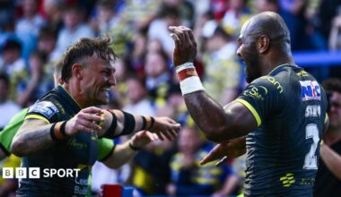 Maika Sivo celebrates a try with Leeds team-mate Chris Hankinson