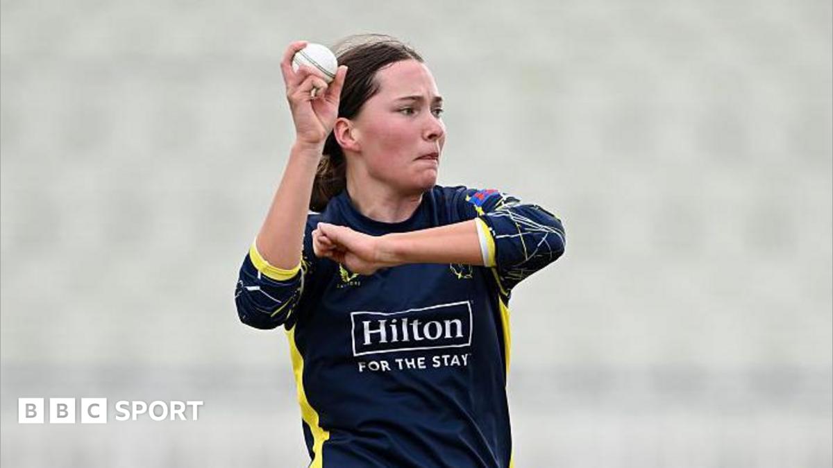 Francesca Sweet of Hampshire bowls