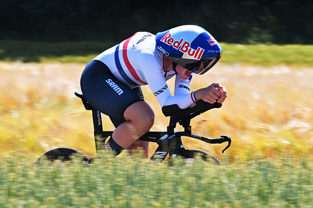 AARBURG, SWITZERLAND - JUNE 20: Zoe Backstedt of Great Britain and Team CANYON//SRAM zondacrypto competes during the 89th Tour de Suisse 2026, Stage 4 a 23.7km individual time trial stage from Aarburg to Aarburg / #UCIWT / on June 20, 2026 in Aarburg, Switzerland. (Photo by Tim de Waele/Getty Images)