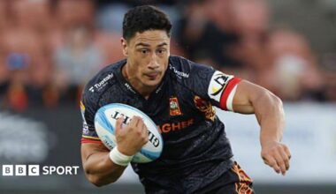 Chiefs centre Lalakai Foketi in action