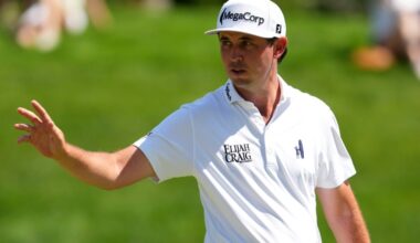 Poston fires 65 to seize one-stroke PGA Memorial lead
